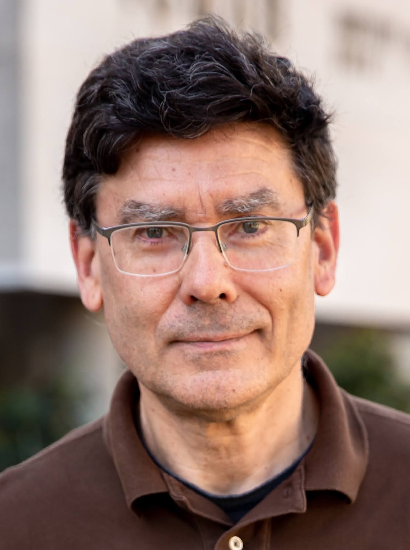 Dr. Alberto Garcia